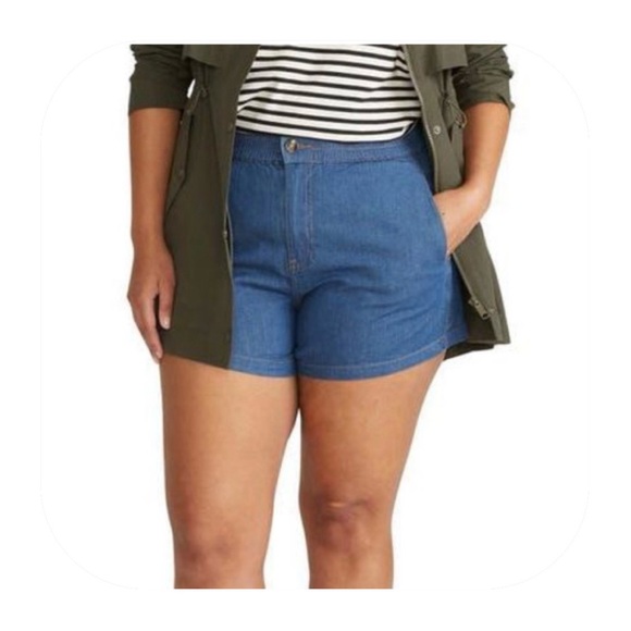 Universal Standard Pants - Universal Standard size 22-24 chambray 98% cotton shorts